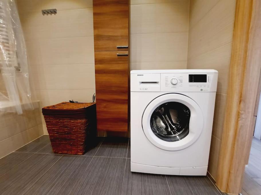 Apartament Z Podziemnym Parkingiem Ulica Wroclawska Краков Экстерьер фото